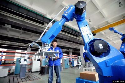 邁向工業(yè)新紀(jì)元 中國(guó)工程院報(bào)告解析新一代智能制造與AI軟件開(kāi)發(fā)